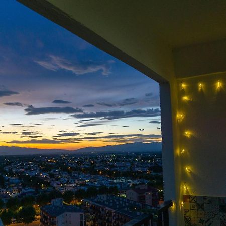 Les Couchers De Soleil A Empuriabrava Dış mekan fotoğraf