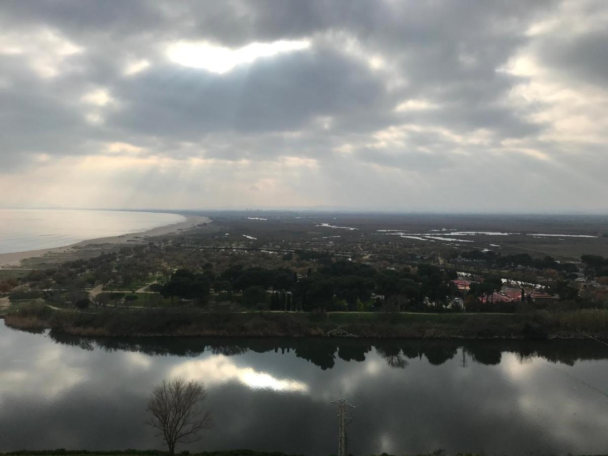 Les Couchers De Soleil A Empuriabrava Dış mekan fotoğraf