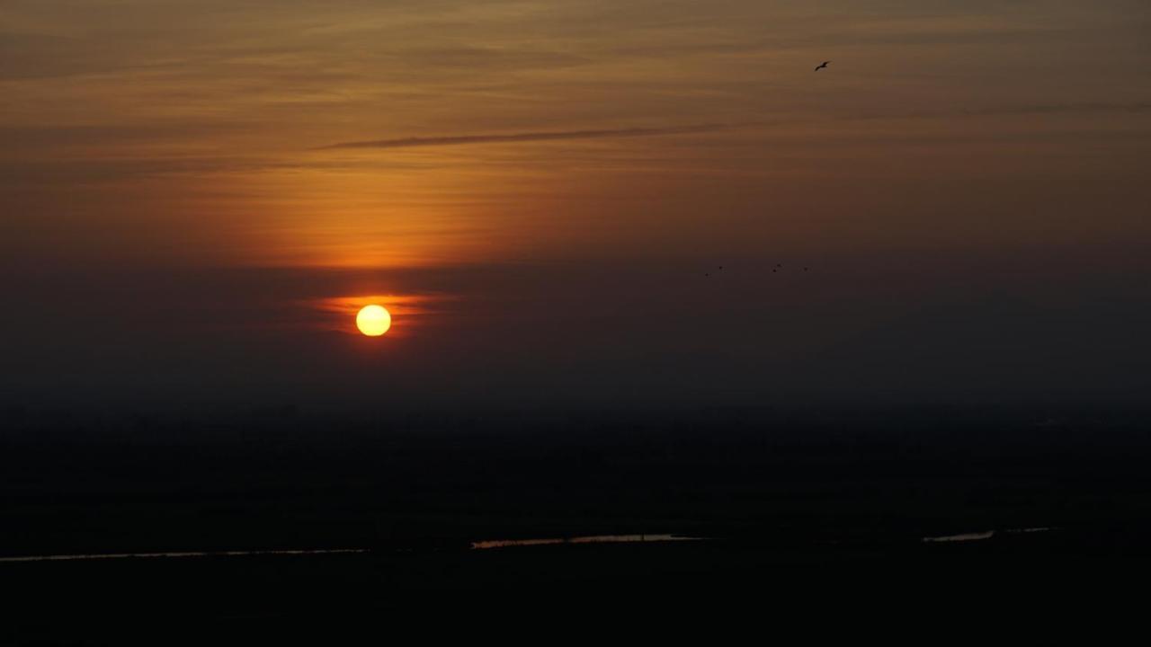 Les Couchers De Soleil A Empuriabrava Dış mekan fotoğraf
